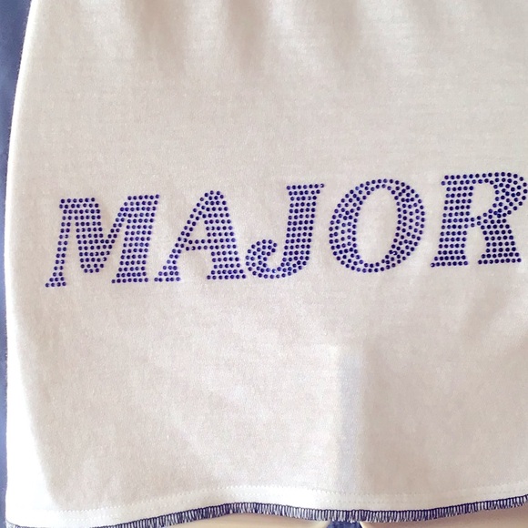 White Graphic Women's Top - Picture 7 of 7